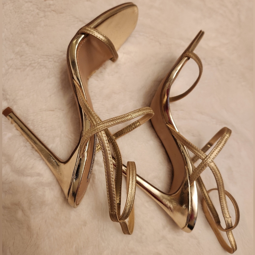 SOLD - Steve Madden gold dress heels
